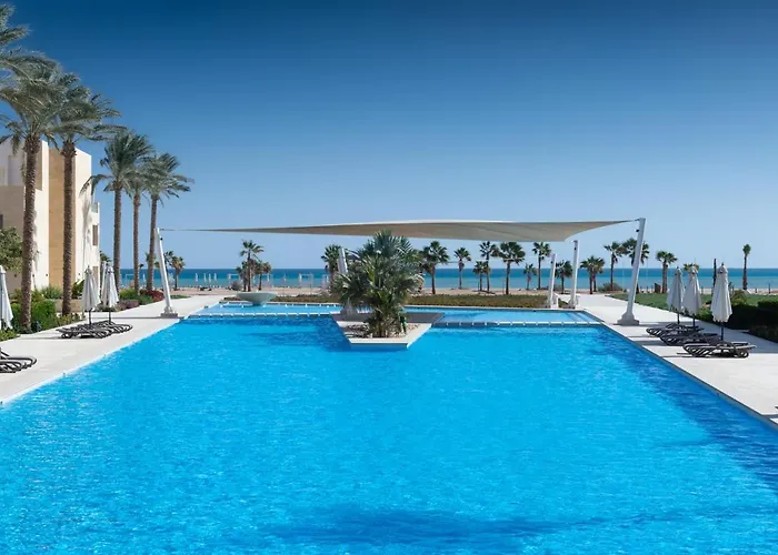 Apartman Balanced & Bright 2 Bdr Mangroovy Free Pool & Access Gurdaka